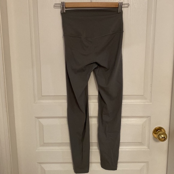 Leggings - Picture 2 of 3